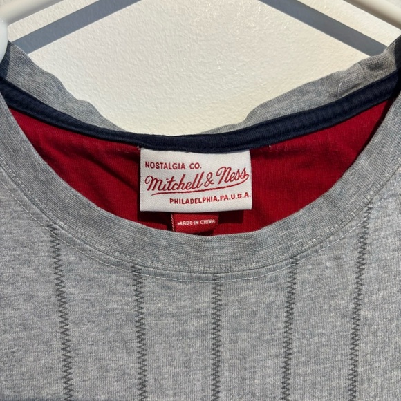 Boston Red Sox MLB Mitchell & Ness Vintage Pinstripes Gray T  Shirt Large - Picture 9 of 11